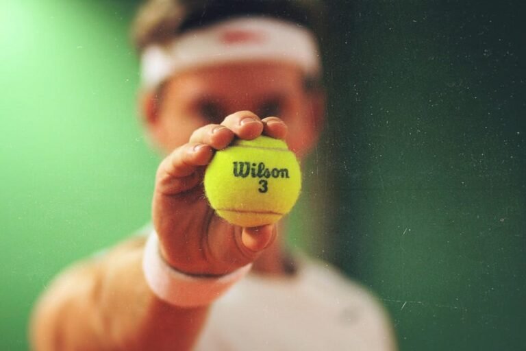Wimbledon: Love-All (And Bhajis)